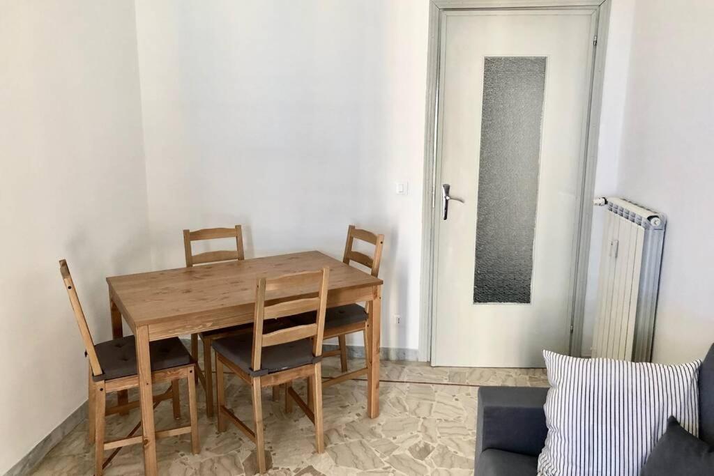דירות פינאלה ליגורה La Casa Di Pietro מראה חיצוני תמונה
